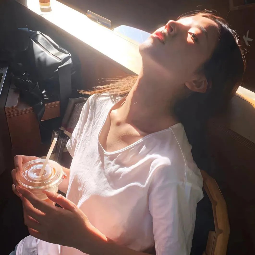 瑞典姐儿娇俏妙